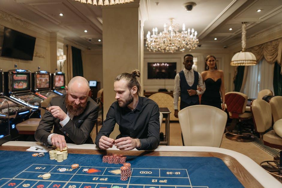 Slot poker oynayan oyuncuların yer aldığı bir bahis mekanında kazanma stratejilerini gösteren görsel.